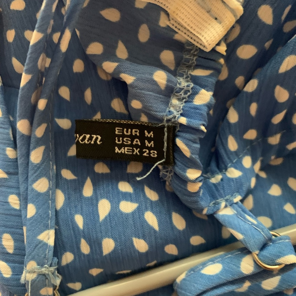 Dress - Picture 3 of 3